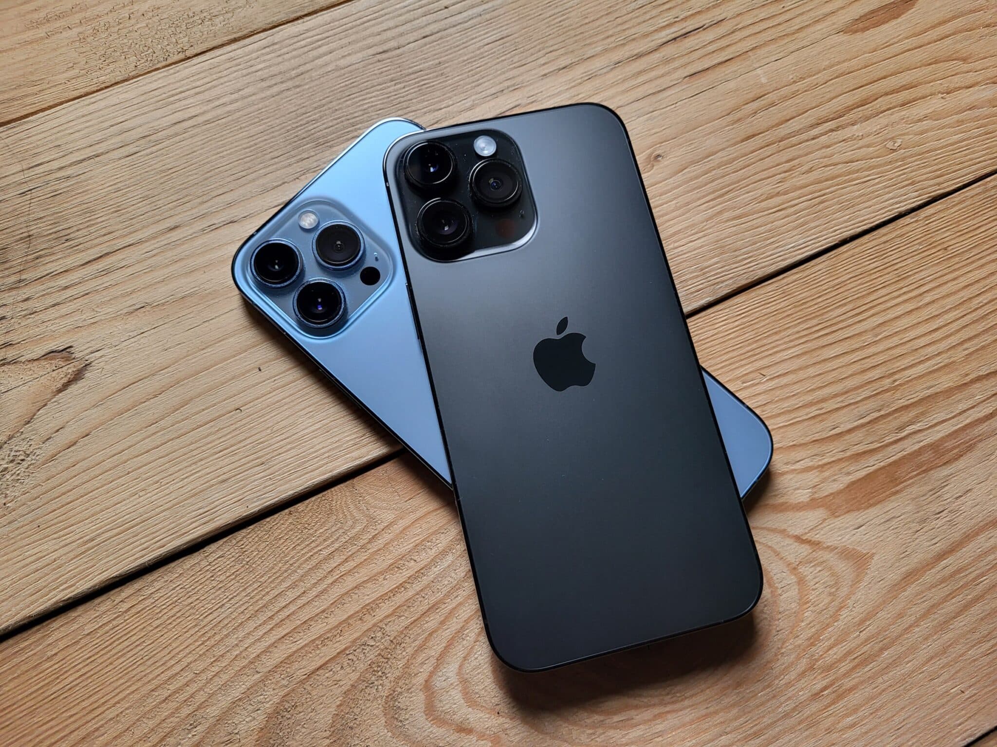 Get Free Phone Case & Screen Protector on Your iPhone 13 Pro Max (128GB) Purchase