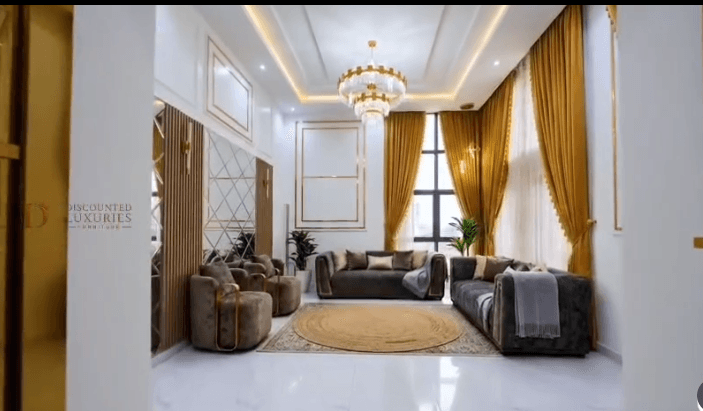 Get 39% OFF on a luxurious and timeless sofa